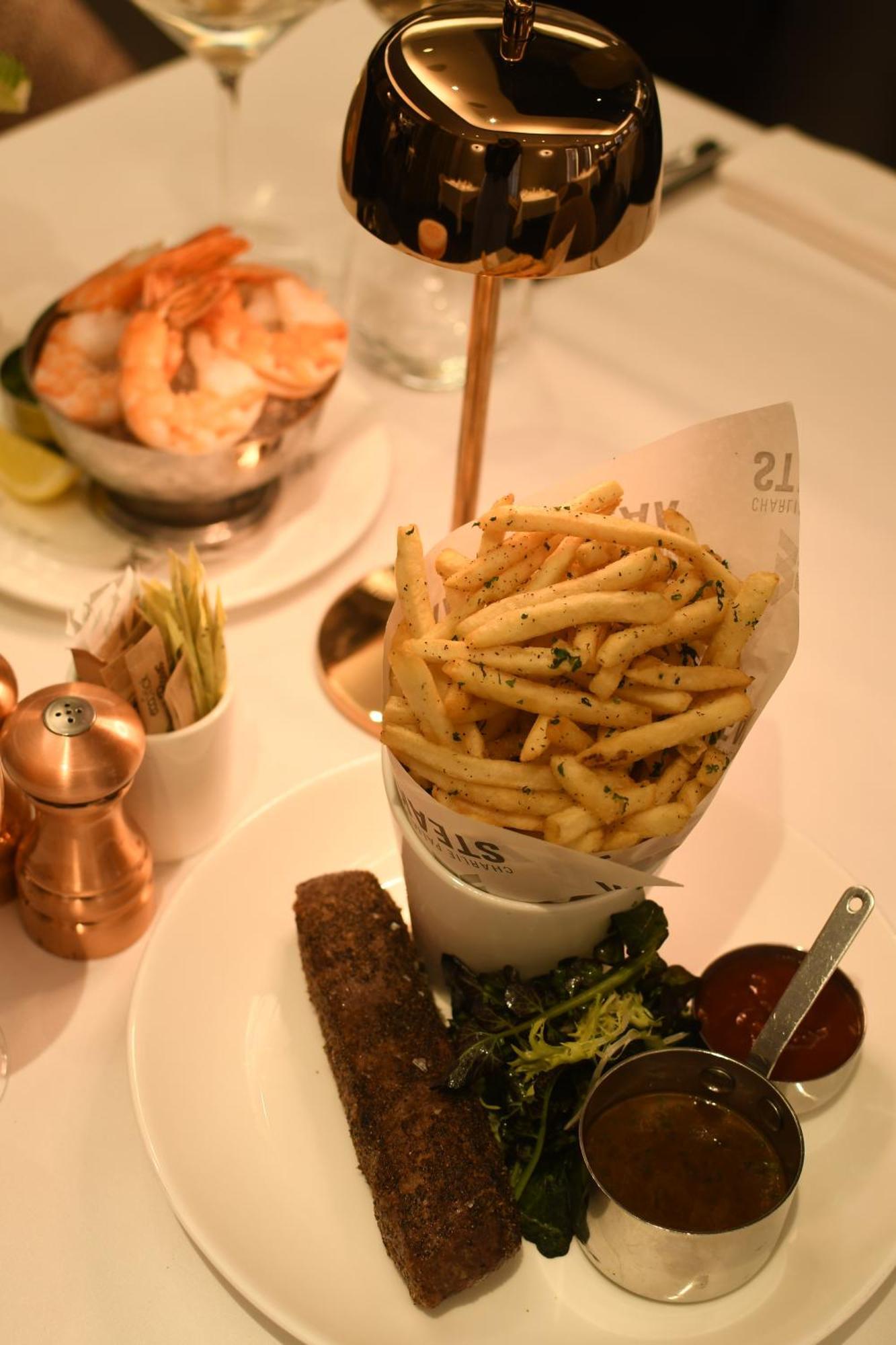 The Knickerbocker Hotel New York Exterior foto A cone of chips