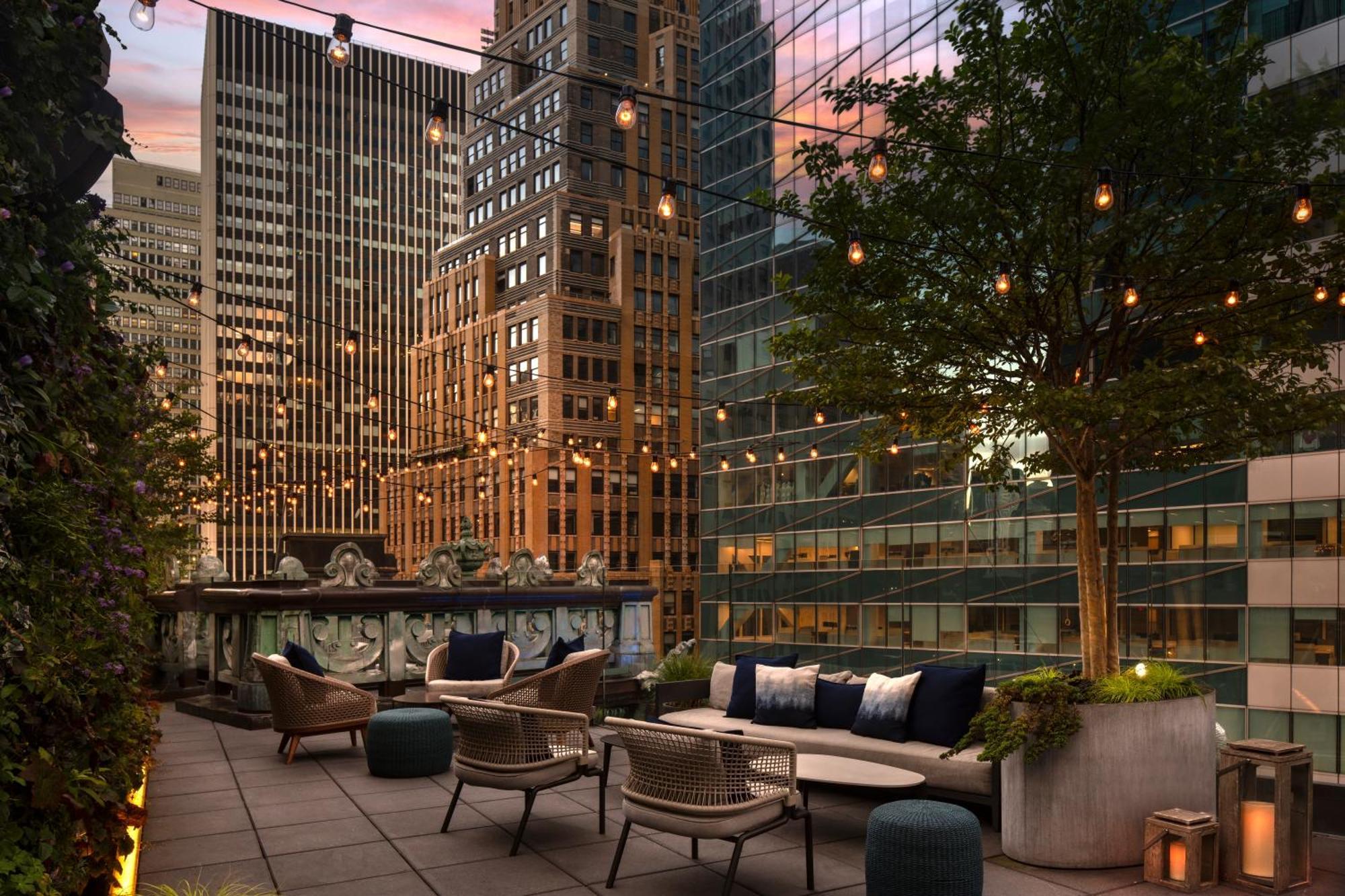 The Knickerbocker Hotel New York Exterior foto The Park at 14th